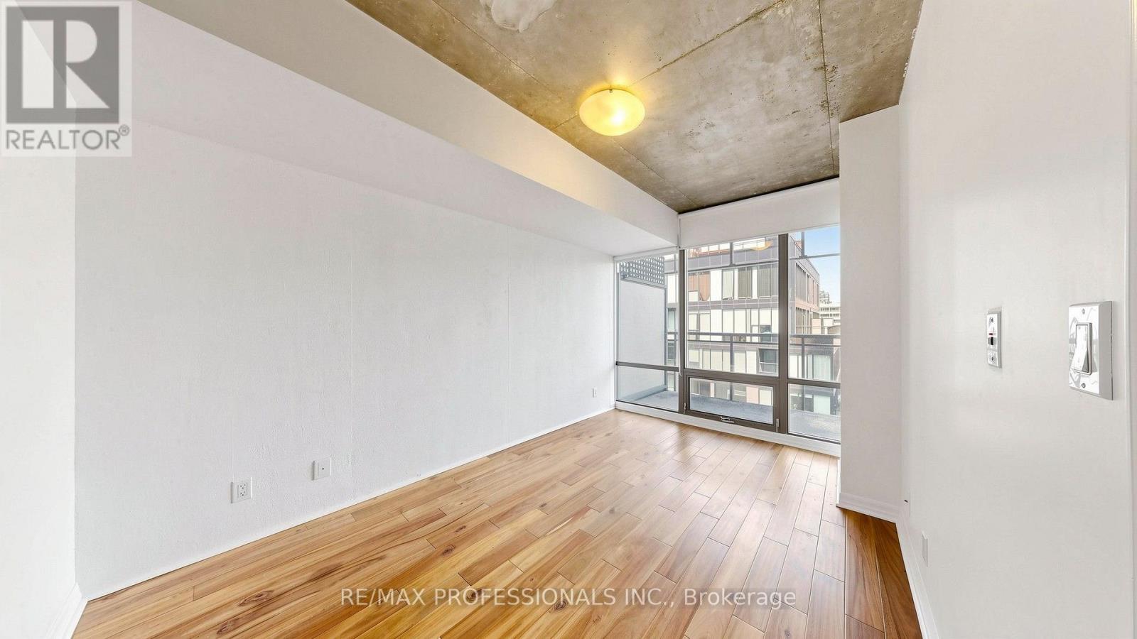2008 - 22 Wellesley Street E, Toronto, Ontario  M4Y 1G3 - Photo 16 - C13672274