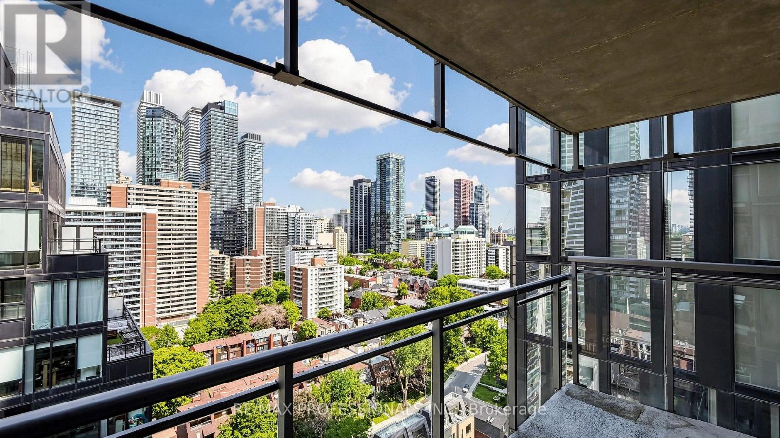 2008 - 22 Wellesley Street E, Toronto, Ontario  M4Y 1G3 - Photo 27 - C13672274