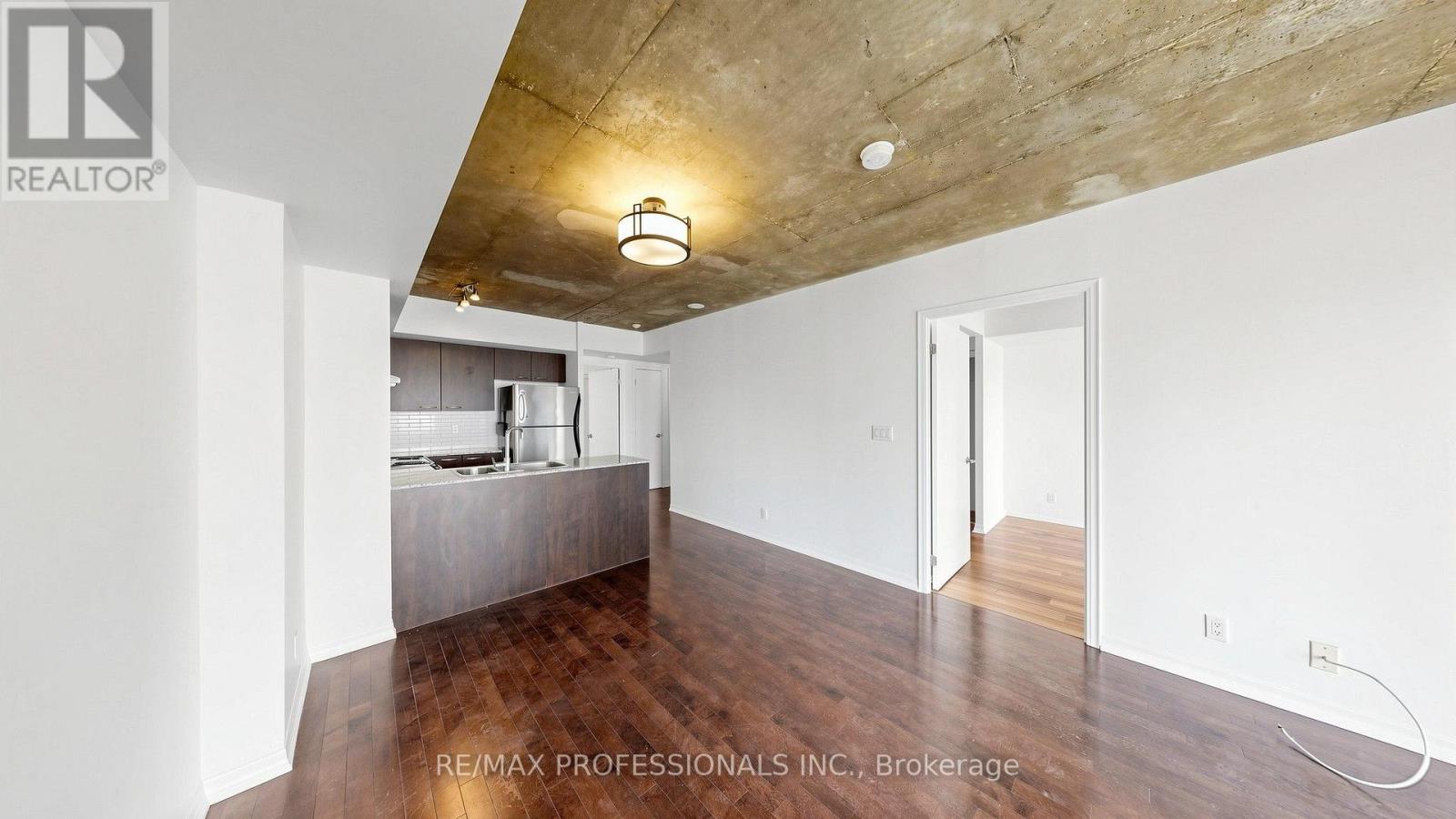 2008 - 22 Wellesley Street E, Toronto, Ontario  M4Y 1G3 - Photo 3 - C13672274