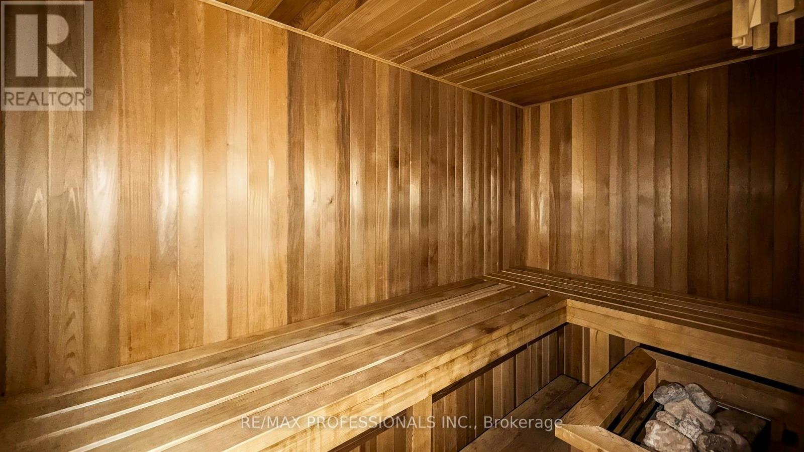 2008 - 22 Wellesley Street E, Toronto, Ontario  M4Y 1G3 - Photo 33 - C13672274