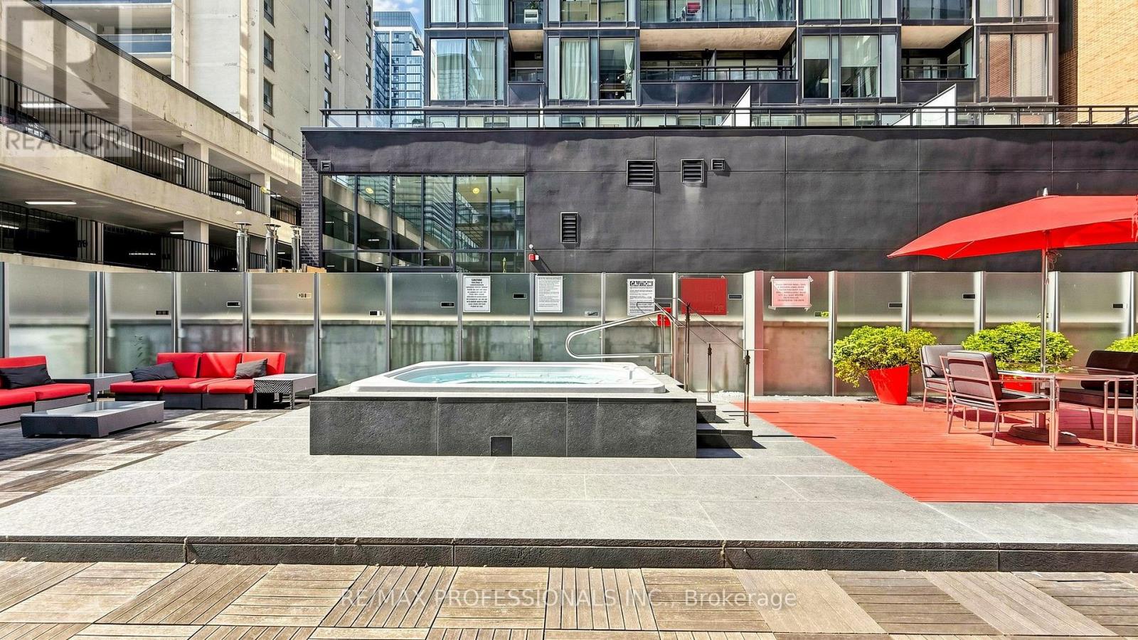 2008 - 22 Wellesley Street E, Toronto, Ontario  M4Y 1G3 - Photo 34 - C13672274
