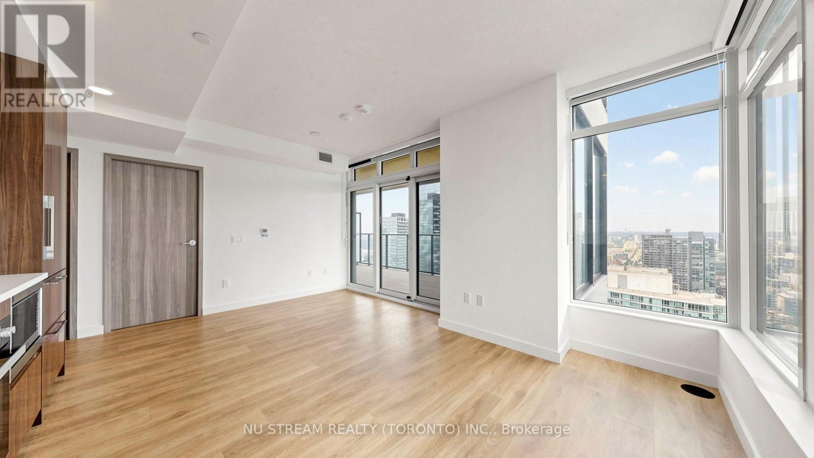 4805 - 3 Concord Cityplace Way, Toronto, Ontario M5V 0X4 - Photo 12 - C13672332