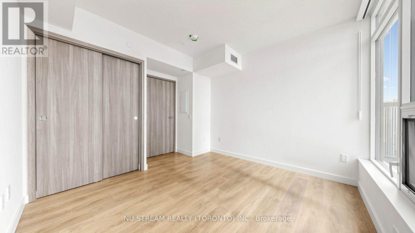 4805 - 3 Concord Cityplace Way, Toronto, Ontario M5V 0X4 - Photo 17 - C13672332