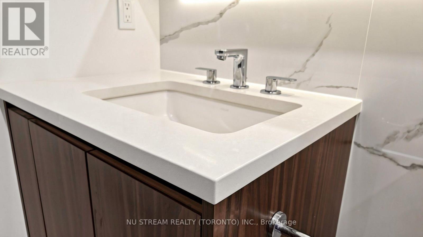 4805 - 3 Concord Cityplace Way, Toronto, Ontario M5V 0X4 - Photo 22 - C13672332