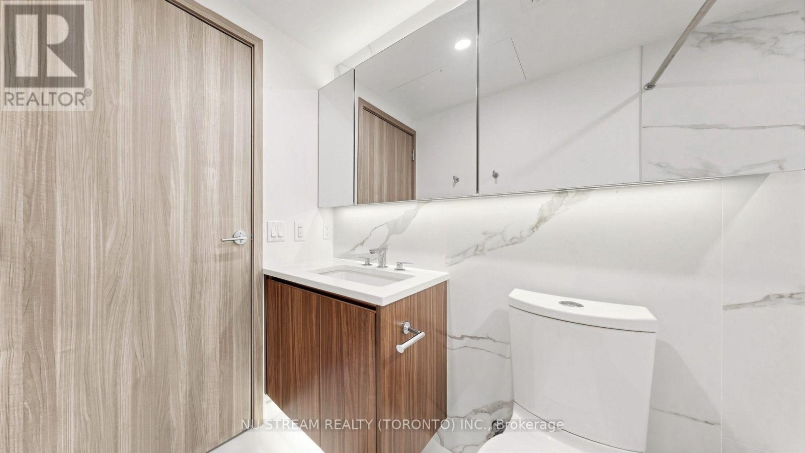 4805 - 3 Concord Cityplace Way, Toronto, Ontario M5V 0X4 - Photo 27 - C13672332