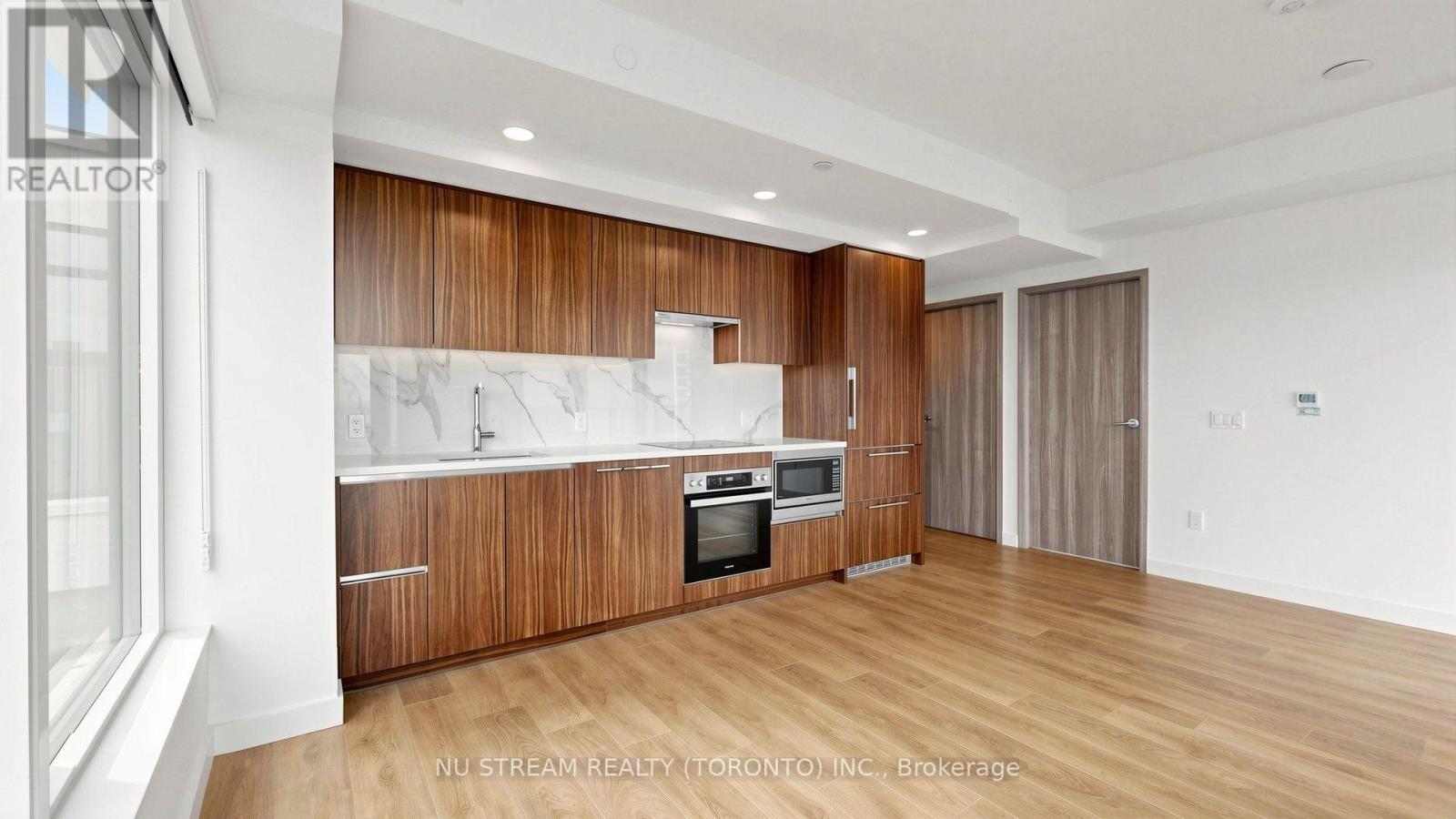 4805 - 3 Concord Cityplace Way, Toronto, Ontario M5V 0X4 - Photo 9 - C13672332