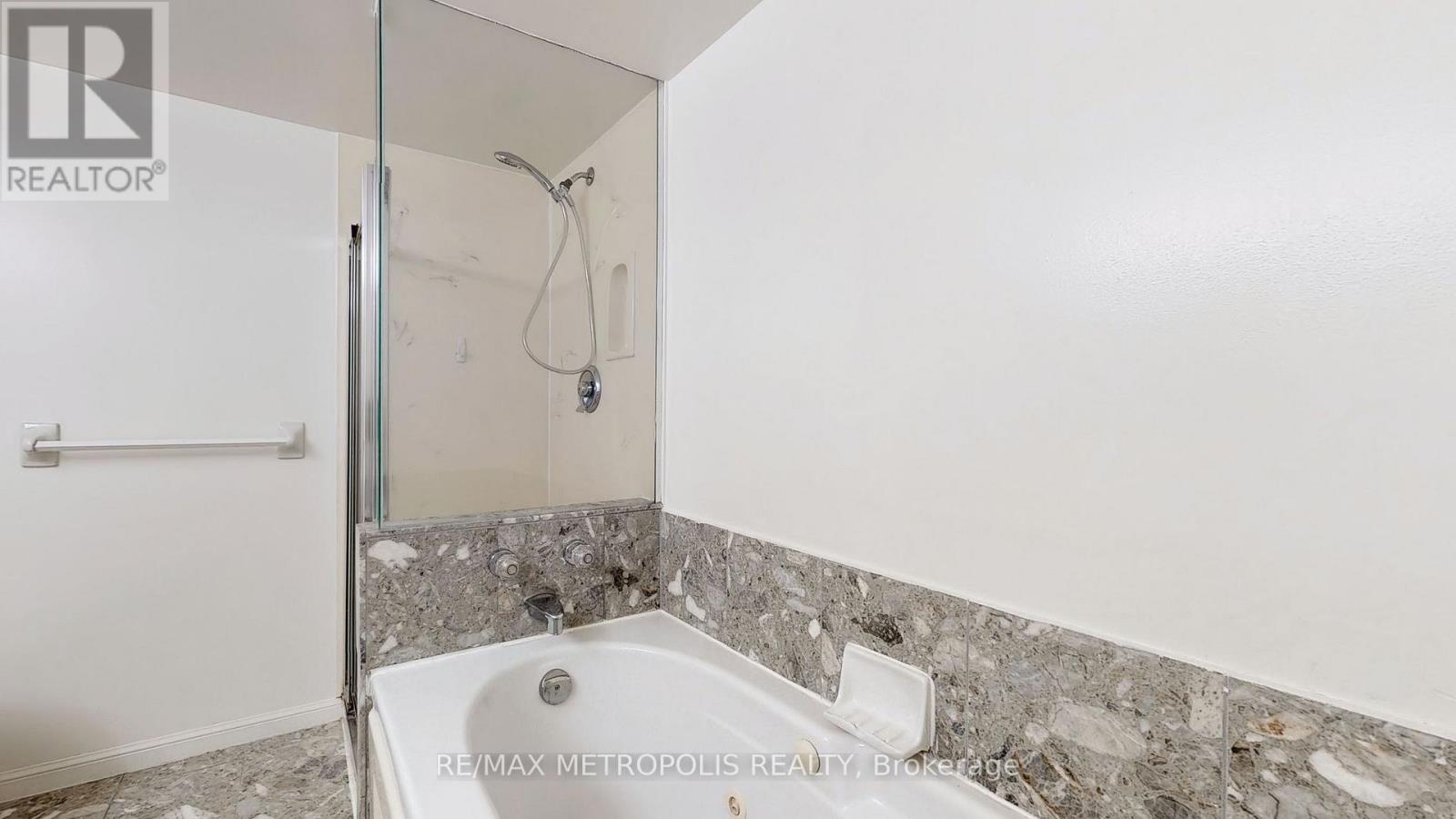 904 - 7 Carlton Street, Toronto, Ontario  M5B 2M3 - Photo 24 - C13672338