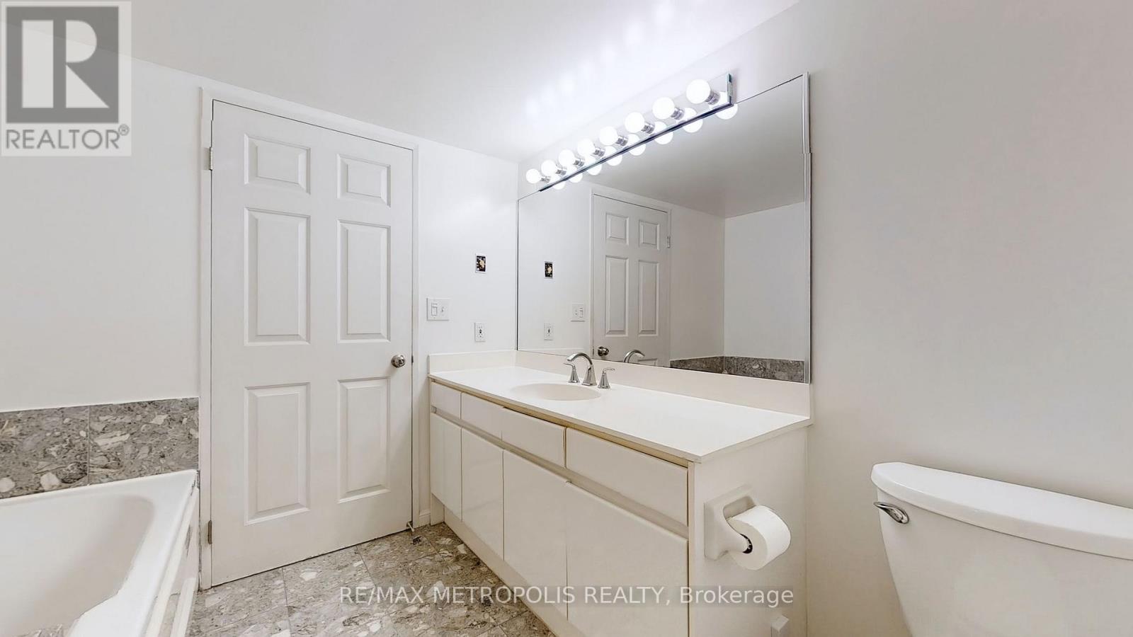 904 - 7 Carlton Street, Toronto, Ontario  M5B 2M3 - Photo 25 - C13672338