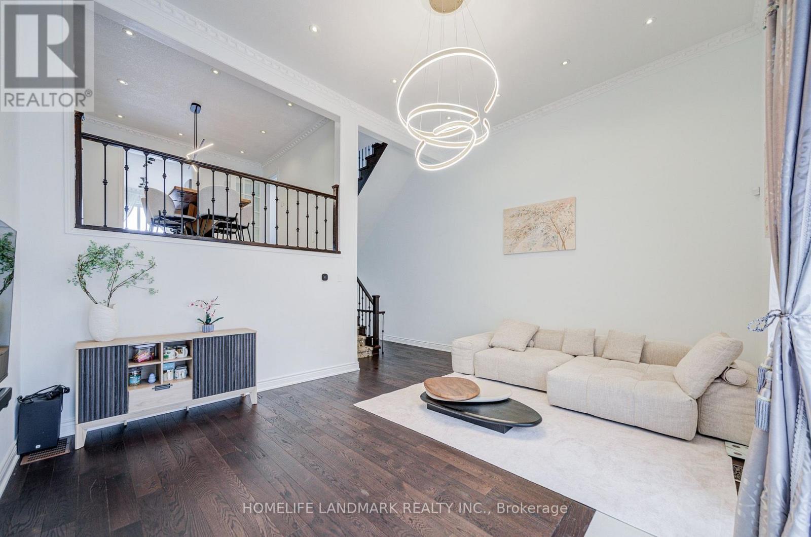 53 Chipwood Crescent, Toronto, Ontario  M2J 3X6 - Photo 9 - C13672358