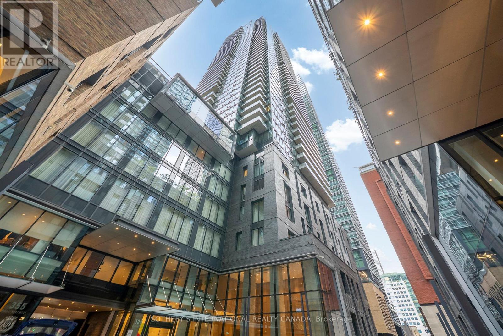 3208 - 125 BLUE JAYS WAY, Toronto, Ontario