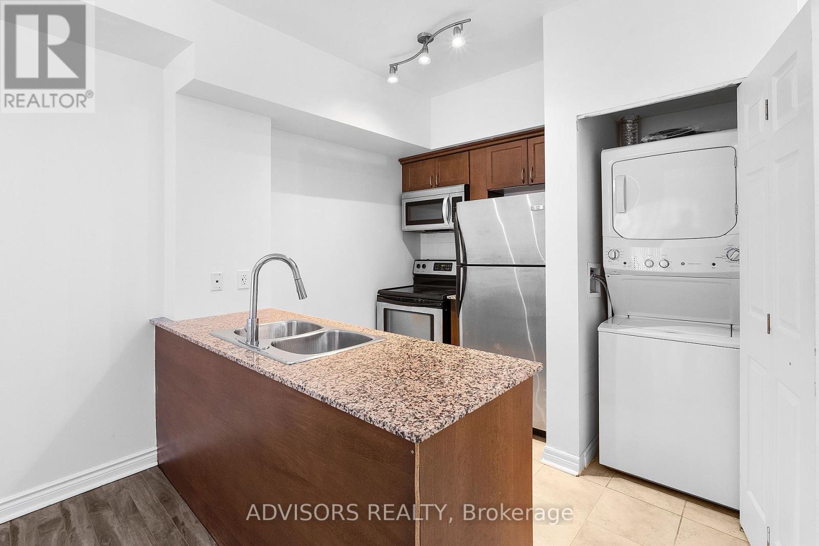 209 - 11 Christie Street, Toronto, Ontario  M6G 3B1 - Photo 5 - C13658620