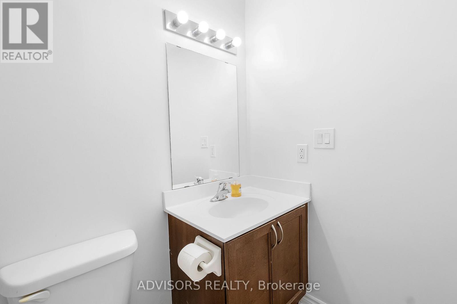 209 - 11 Christie Street, Toronto, Ontario  M6G 3B1 - Photo 8 - C13658620