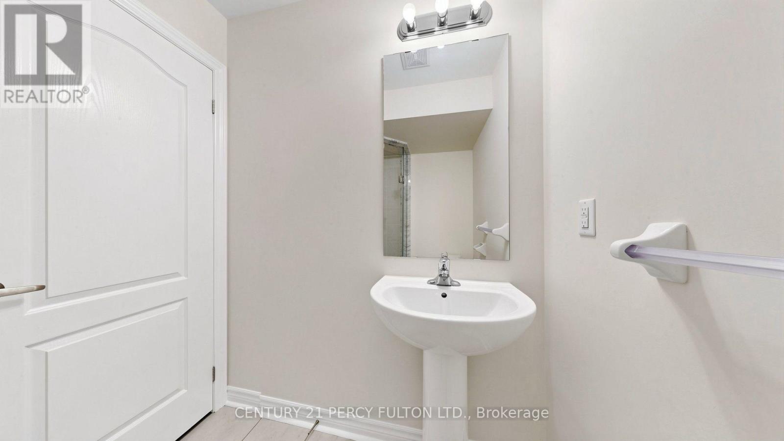 64 Ferris Square, Clarington, Ontario  L1E 0J2 - Photo 11 - E13672162