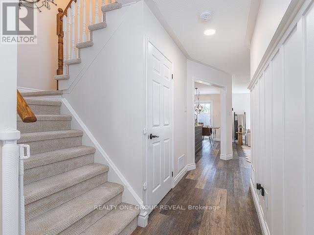 6 Steinway Drive, Scugog, Ontario  L9L 1V3 - Photo 4 - E13672202