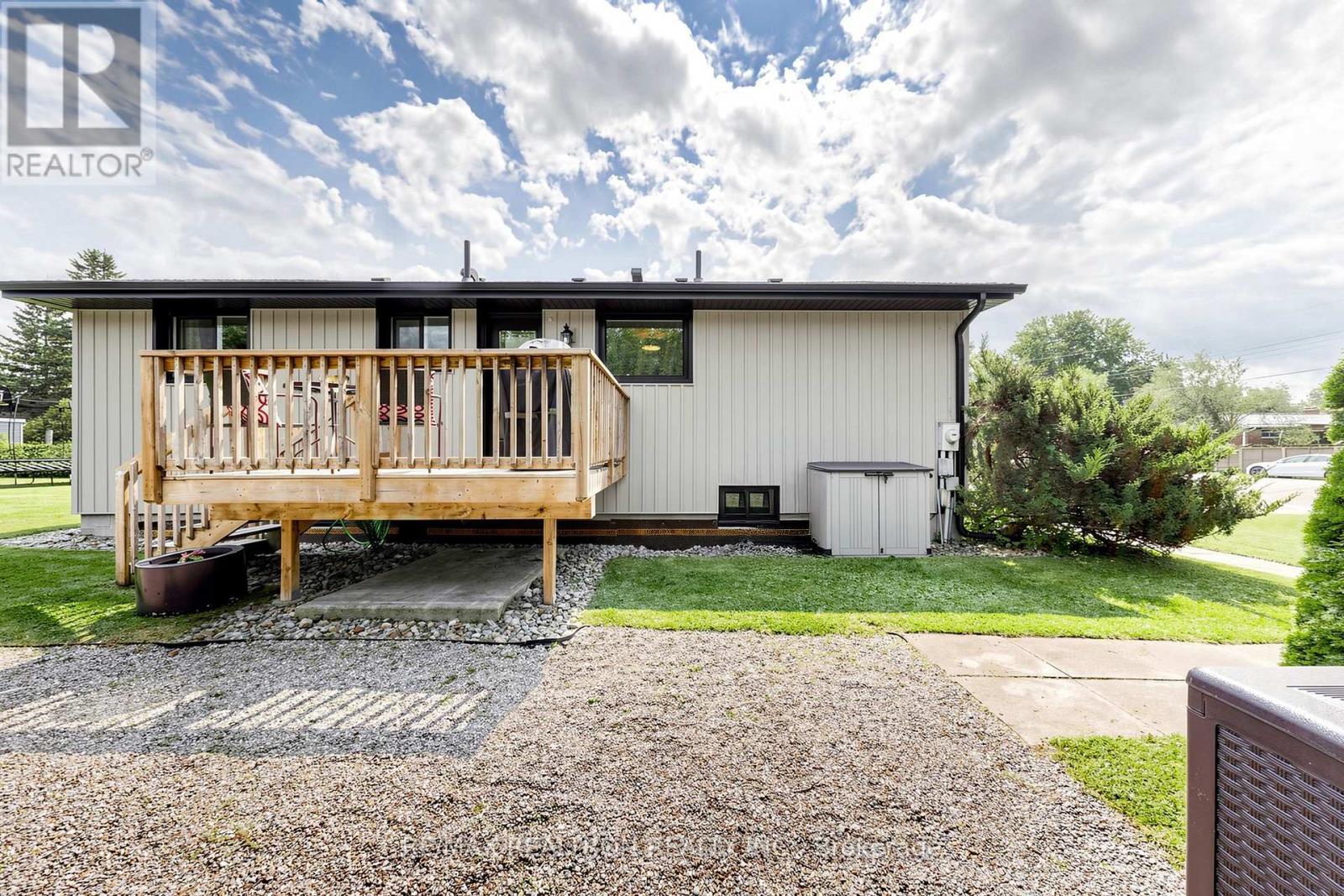 4 Waterbend Drive, Georgina, Ontario  L4P 2S2 - Photo 30 - N13665890