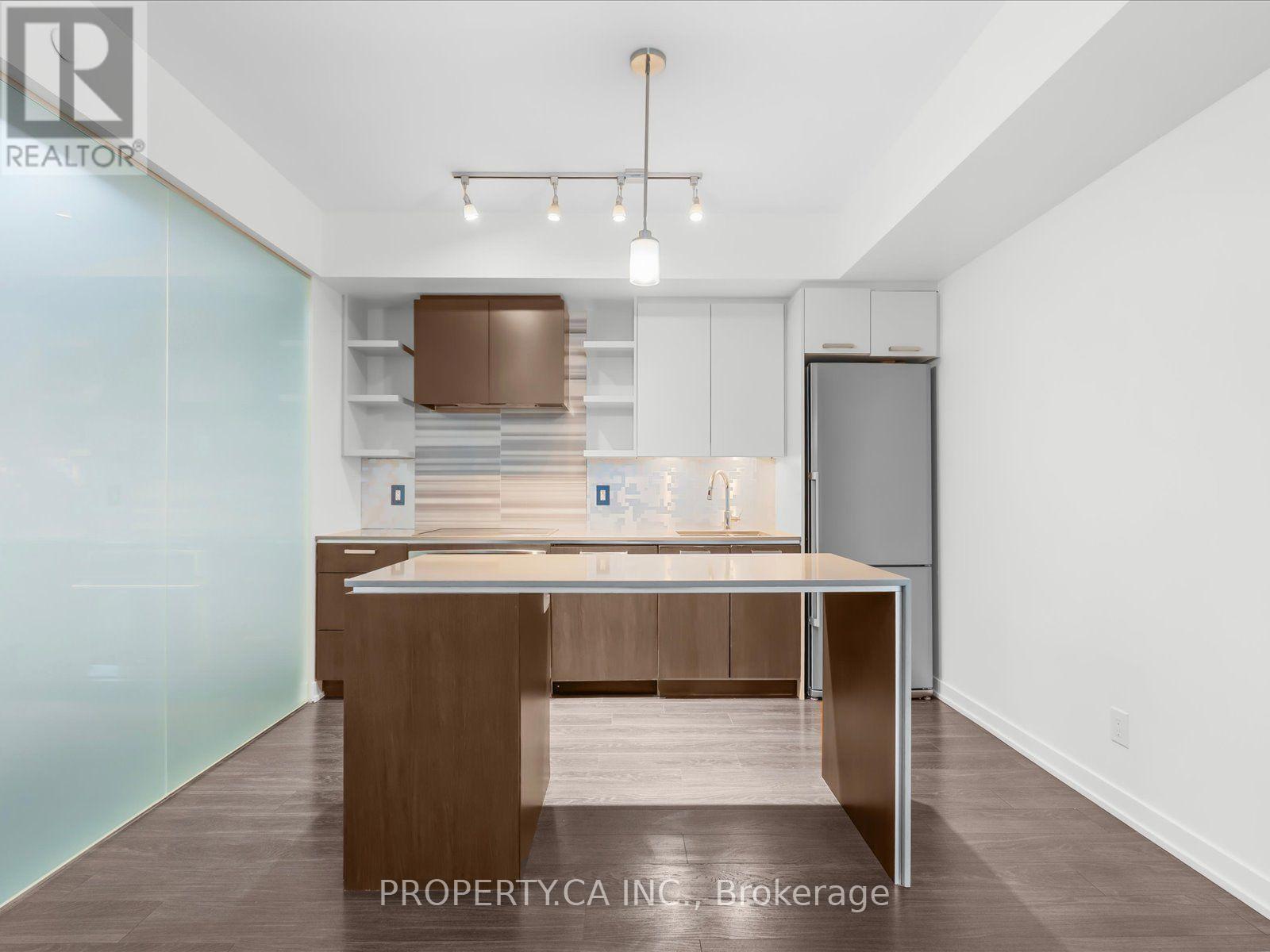 623 - 1830 Bloor Street W, Toronto, Ontario  M6P 0A2 - Photo 6 - W13671990