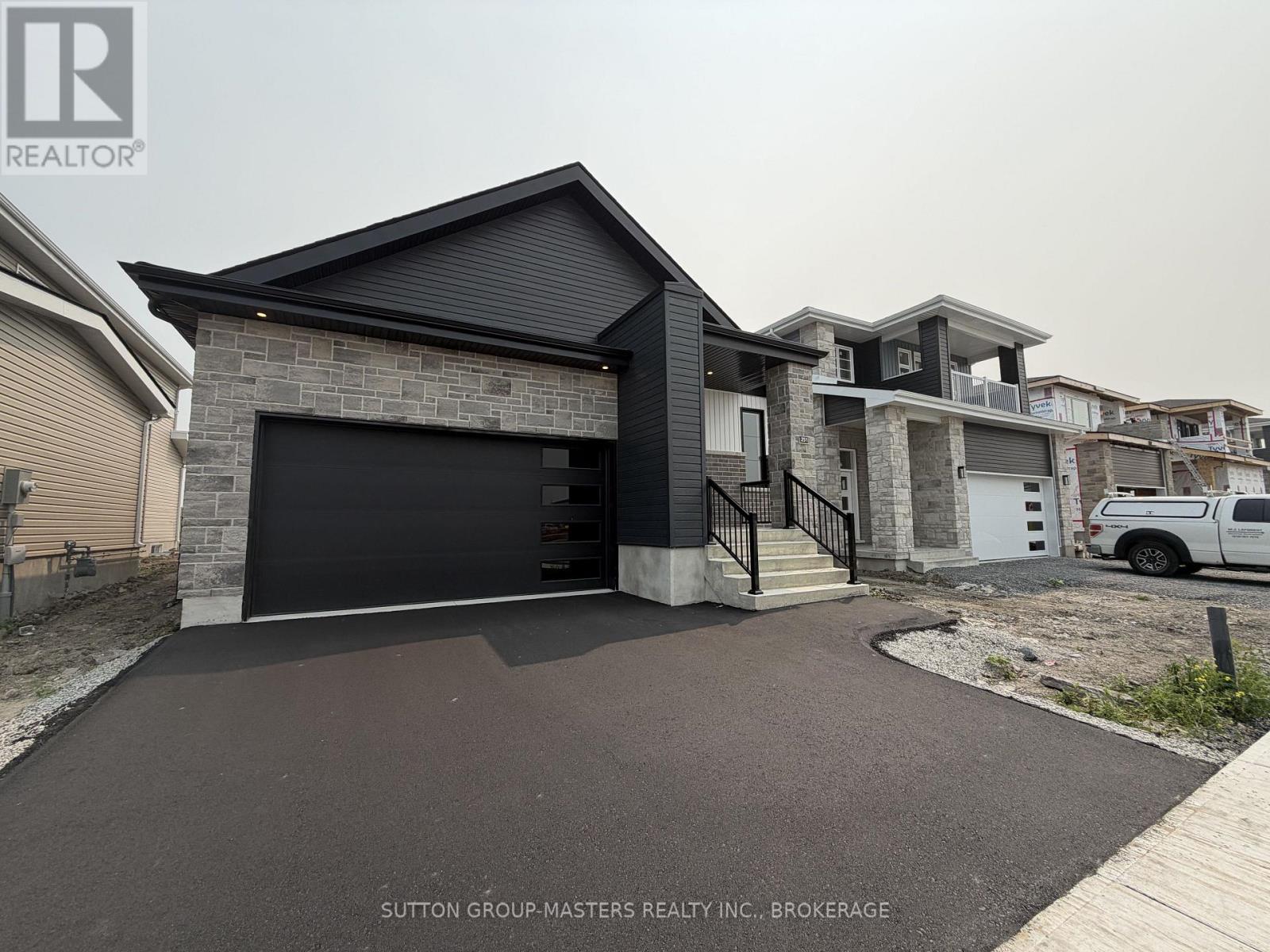 251 Pratt Drive, Loyalist, Ontario K7N 0E8 - Photo 2 - X13504970
