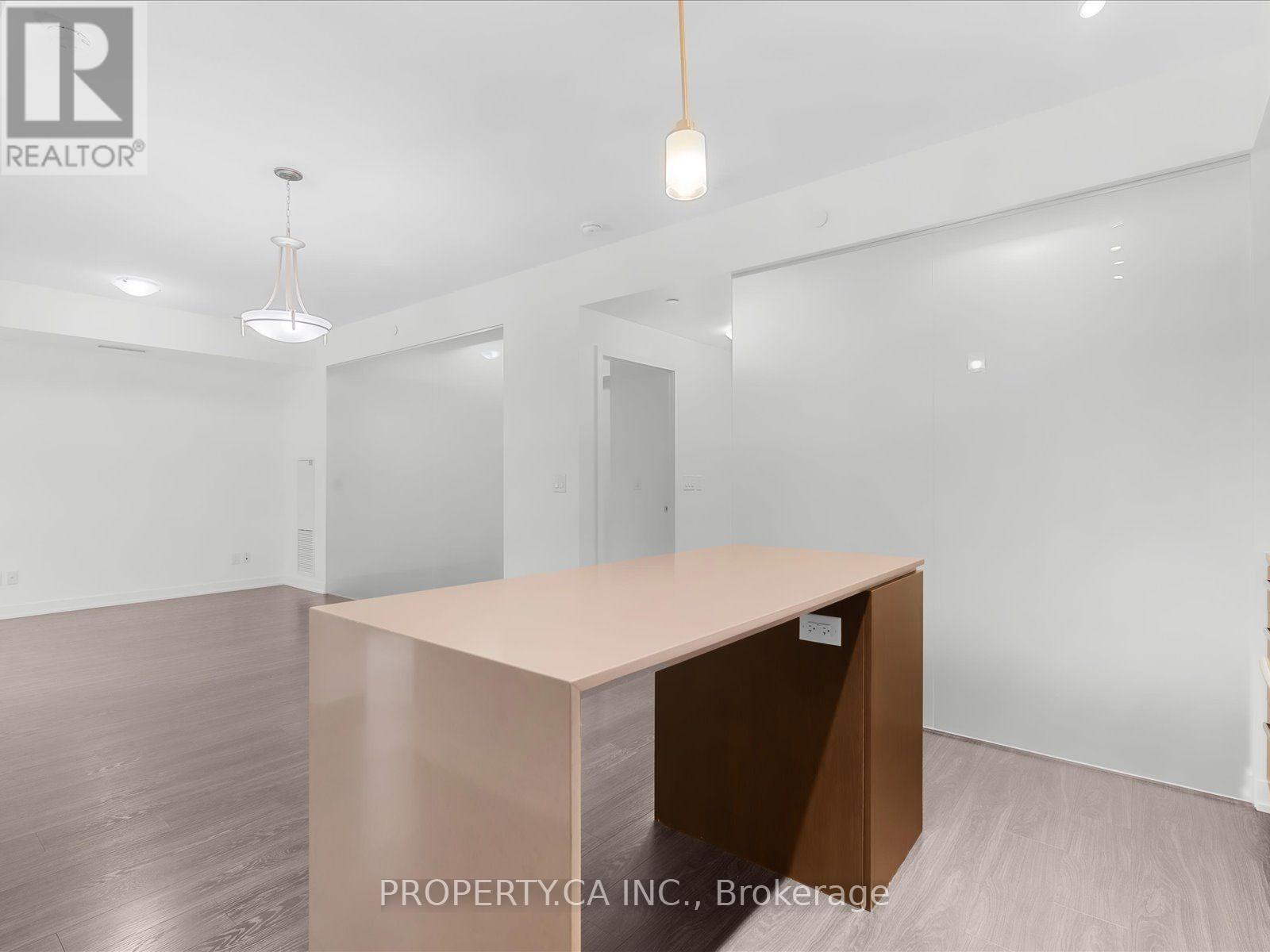 623 - 1830 Bloor Street W, Toronto, Ontario  M6P 0A2 - Photo 5 - W13671990