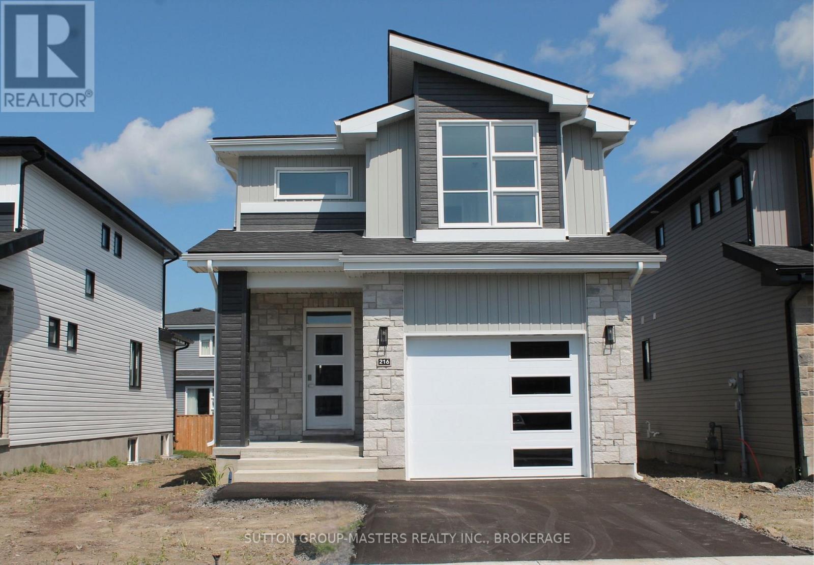 216 SUPERIOR DRIVE, Loyalist, Ontario