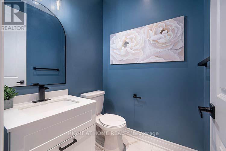 87 Carondale Square, East Gwillimbury, Ontario  L9N 0X7 - Photo 10 - N13672178