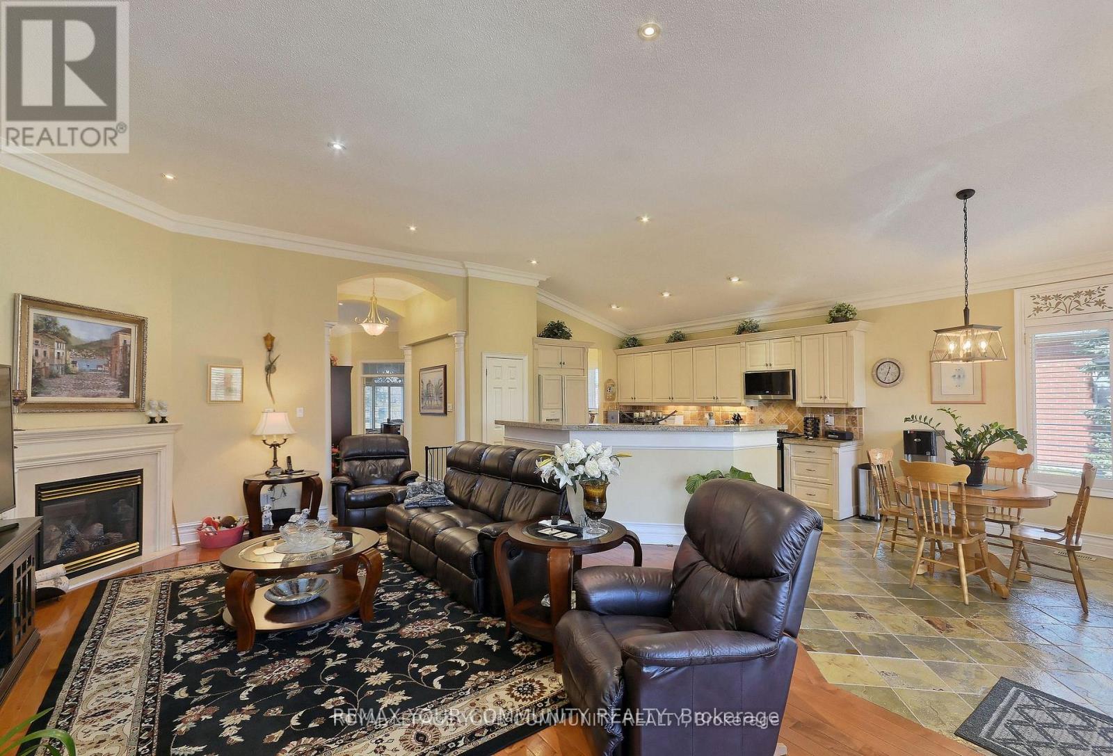 158 Legendary Trail, Whitchurch-Stouffville, Ontario  L4A 1N6 - Photo 6 - N13672306