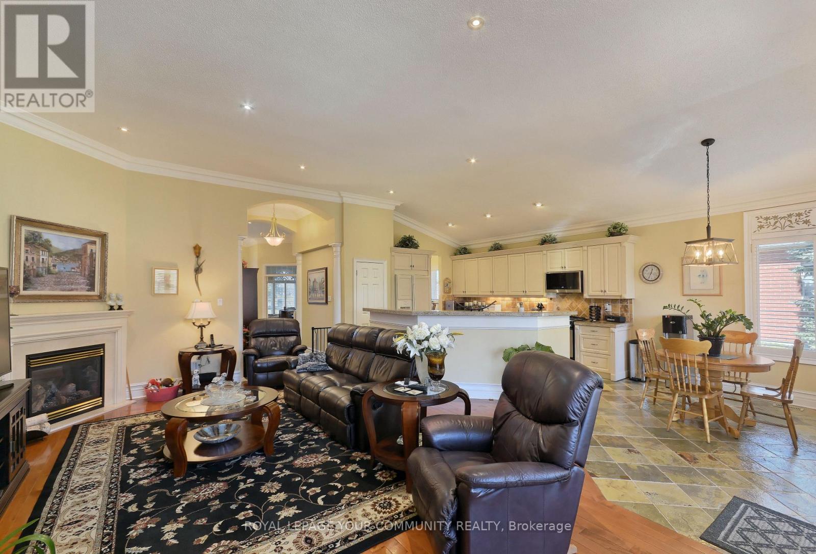 158 Legendary Trail, Whitchurch-Stouffville, Ontario  L4A 1N6 - Photo 6 - N13672308
