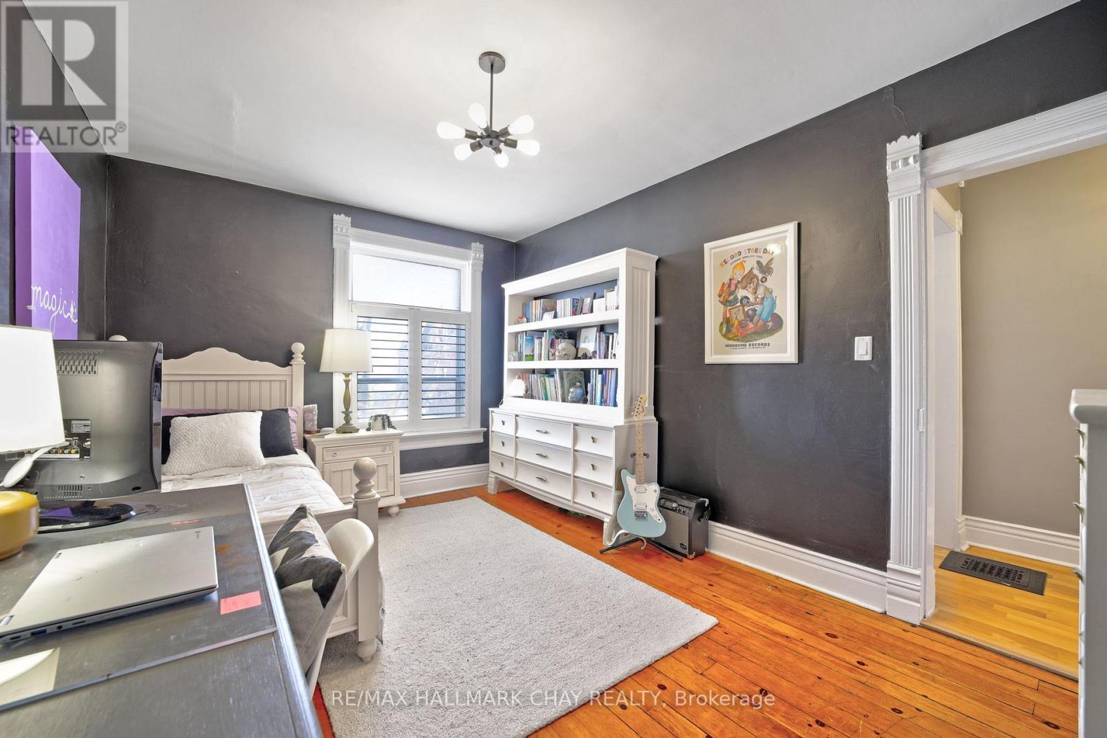 37 Main Street W, New Tecumseth, Ontario  L0G 1A0 - Photo 21 - N13672324