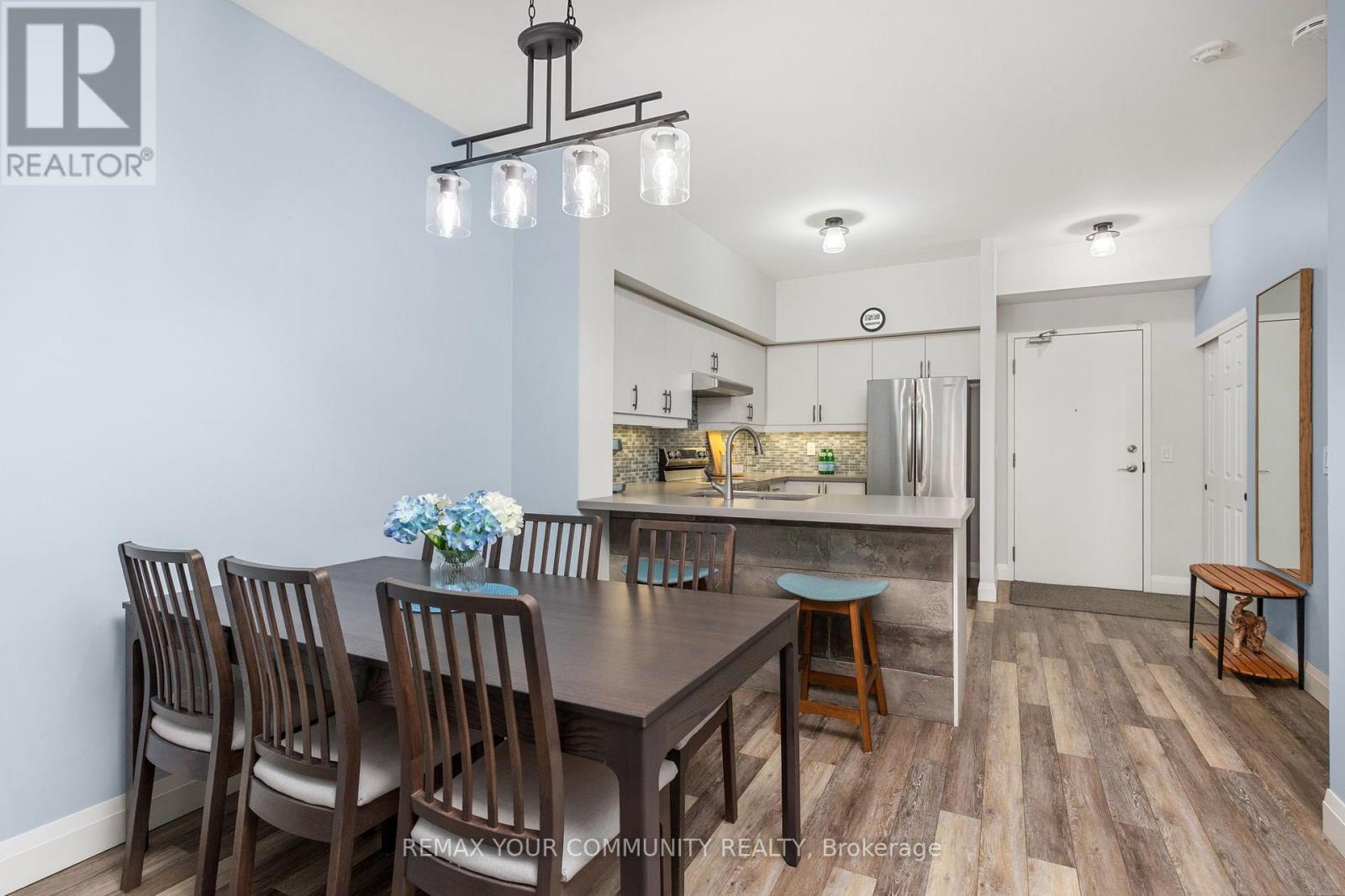 202 - 9973 Keele Street, Vaughan, Ontario  L6A 3Y5 - Photo 8 - N13672336