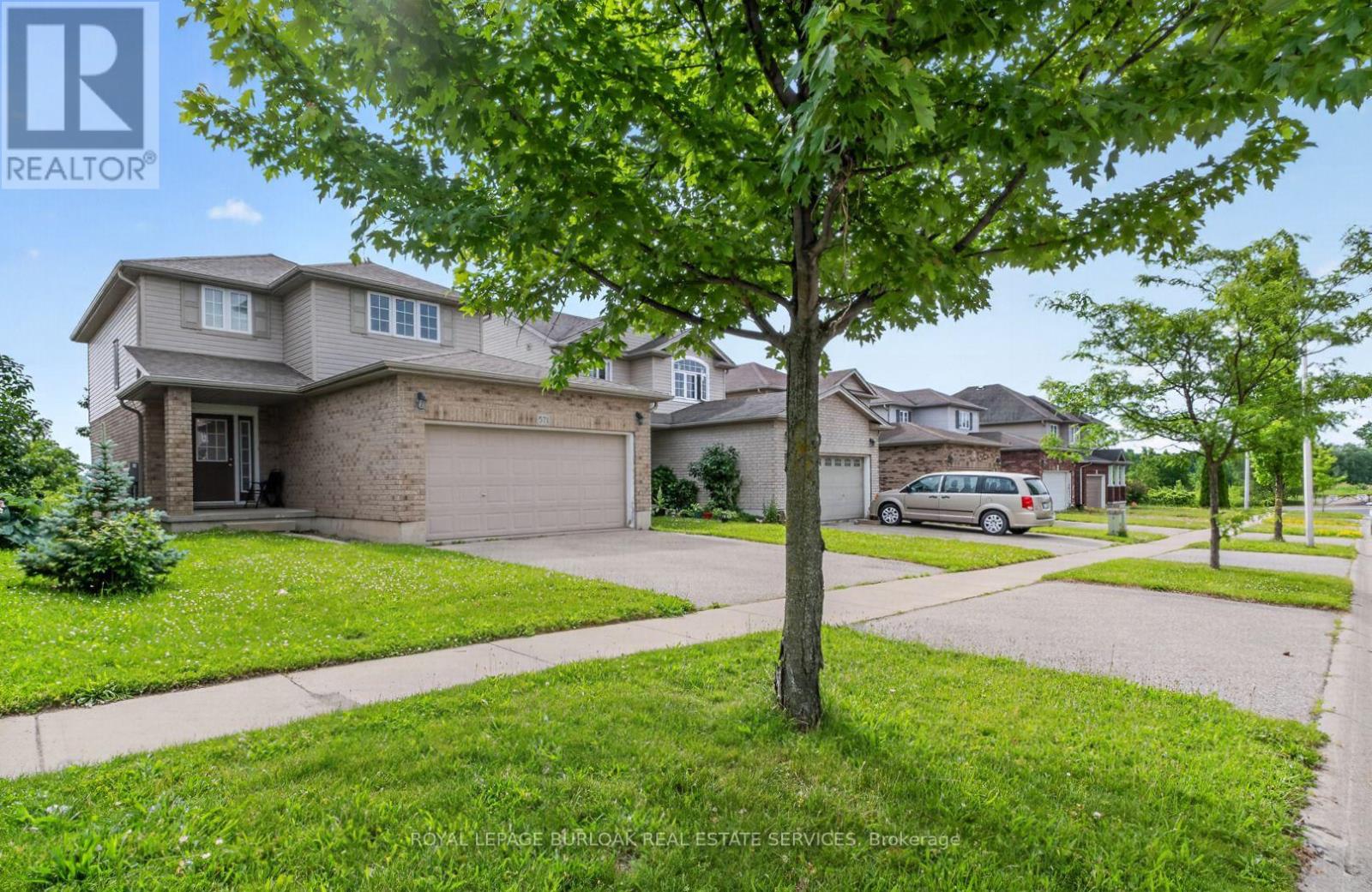 571 CHAMPLAIN AVENUE, Woodstock, Ontario