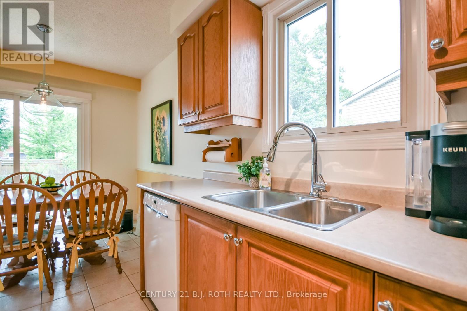 53 Mowat Crescent, Barrie, Ontario  L4N 5B4 - Photo 12 - S13672222