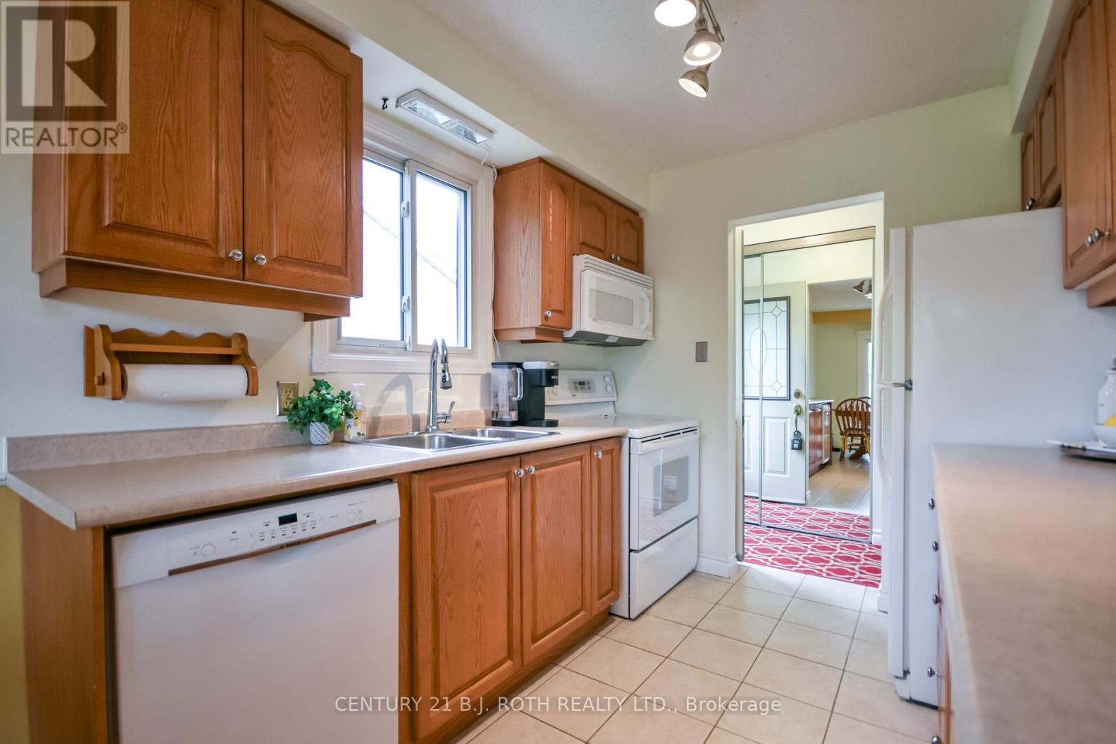 53 Mowat Crescent, Barrie, Ontario  L4N 5B4 - Photo 13 - S13672222