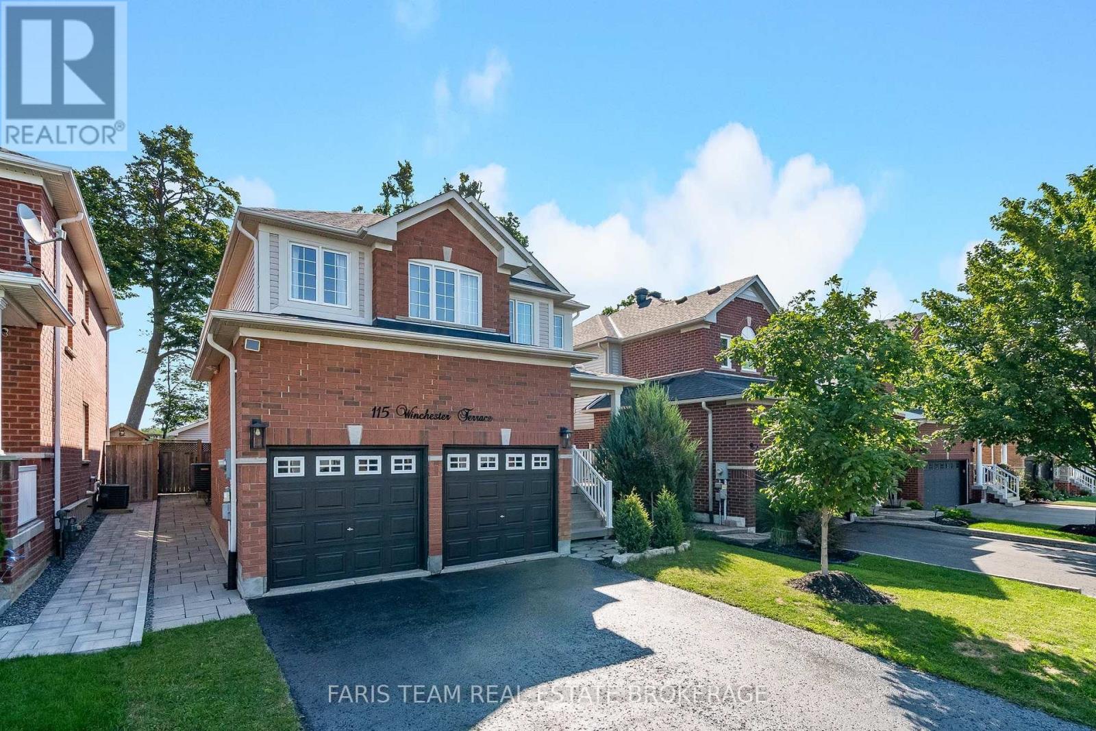 115 Winchester Terrace, Barrie, Ontario  L4M 0B3 - Photo 4 - S13672328