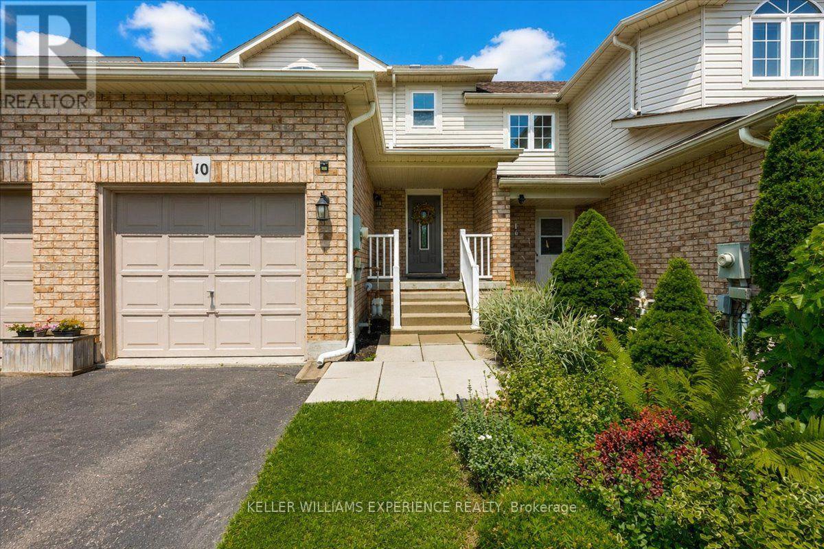10 SUNSET PLACE, Barrie, Ontario
