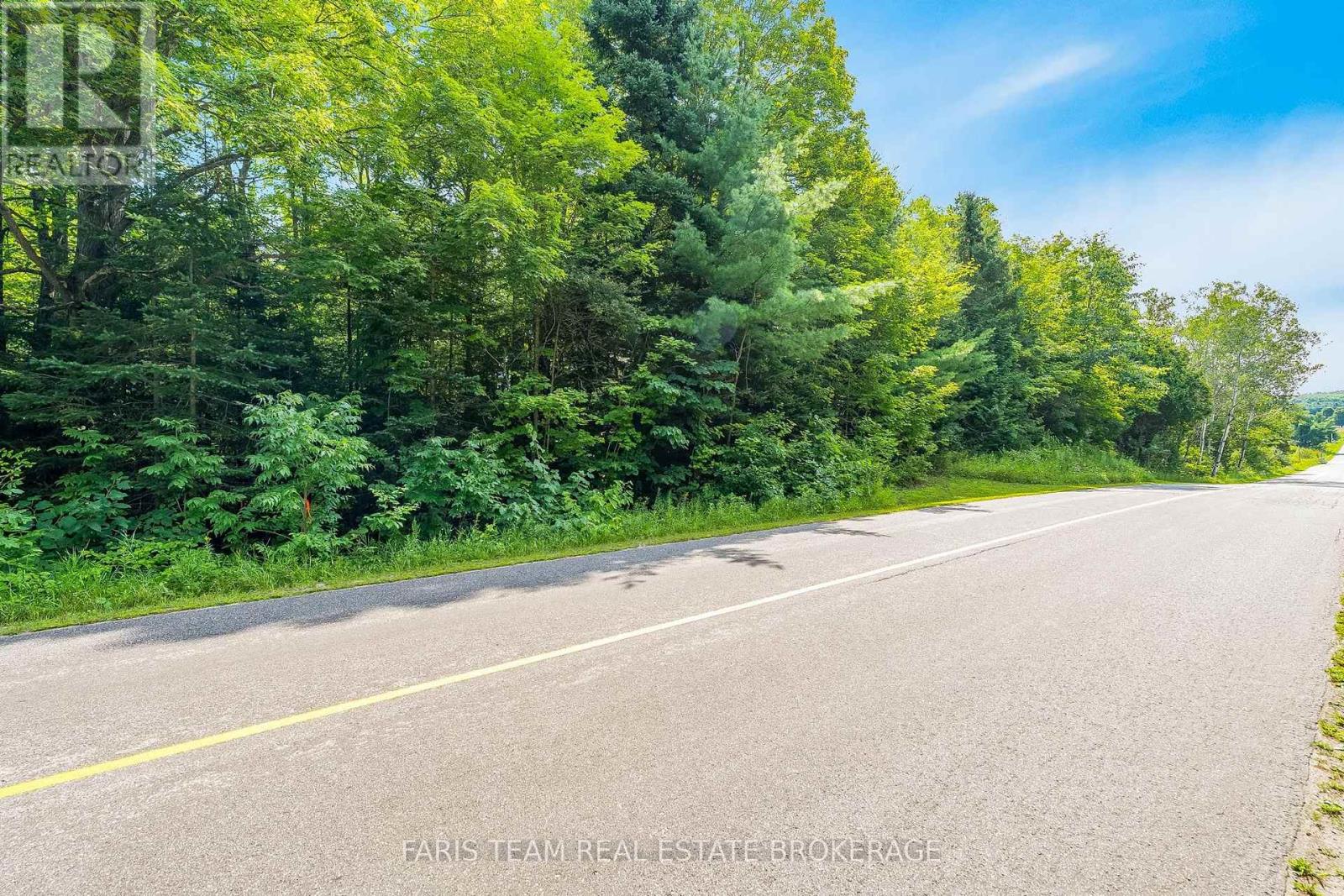 5609 Line 4 N, Oro-Medonte, Ontario  L0K 1N0 - Photo 5 - S13672416