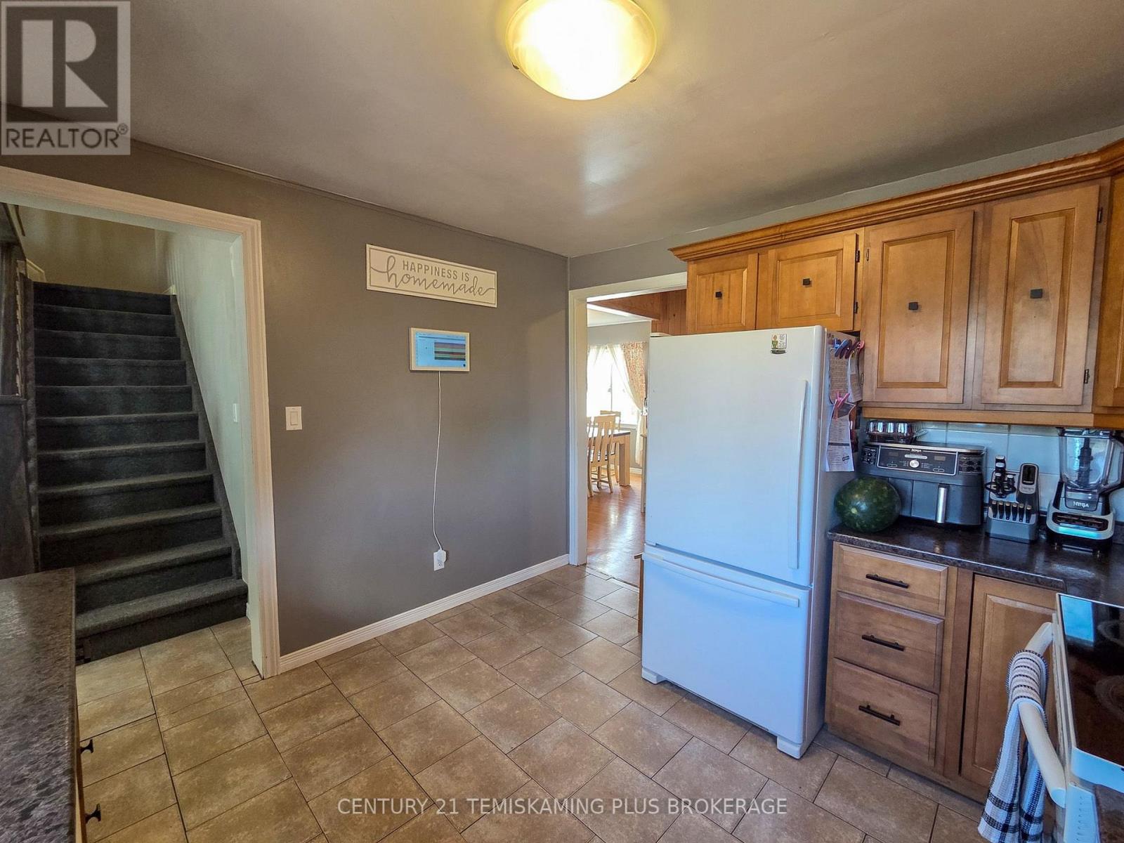 112 4th Avenue, Englehart, Ontario  P0J 1H0 - Photo 10 - T13672312