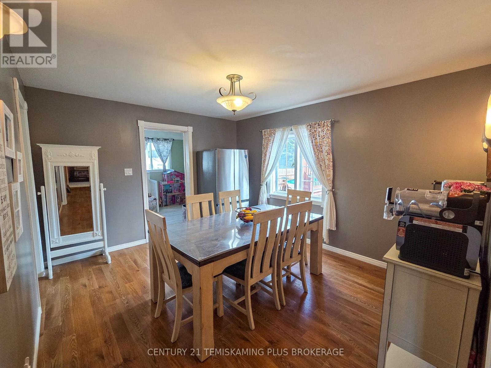 112 4th Avenue, Englehart, Ontario  P0J 1H0 - Photo 11 - T13672312