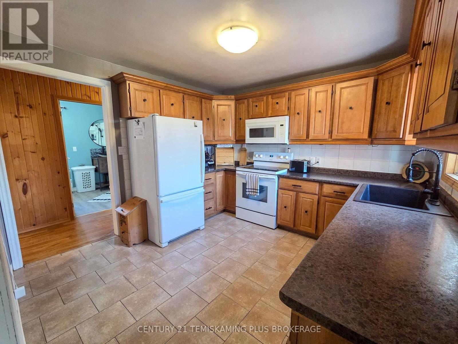 112 4th Avenue, Englehart, Ontario  P0J 1H0 - Photo 9 - T13672312
