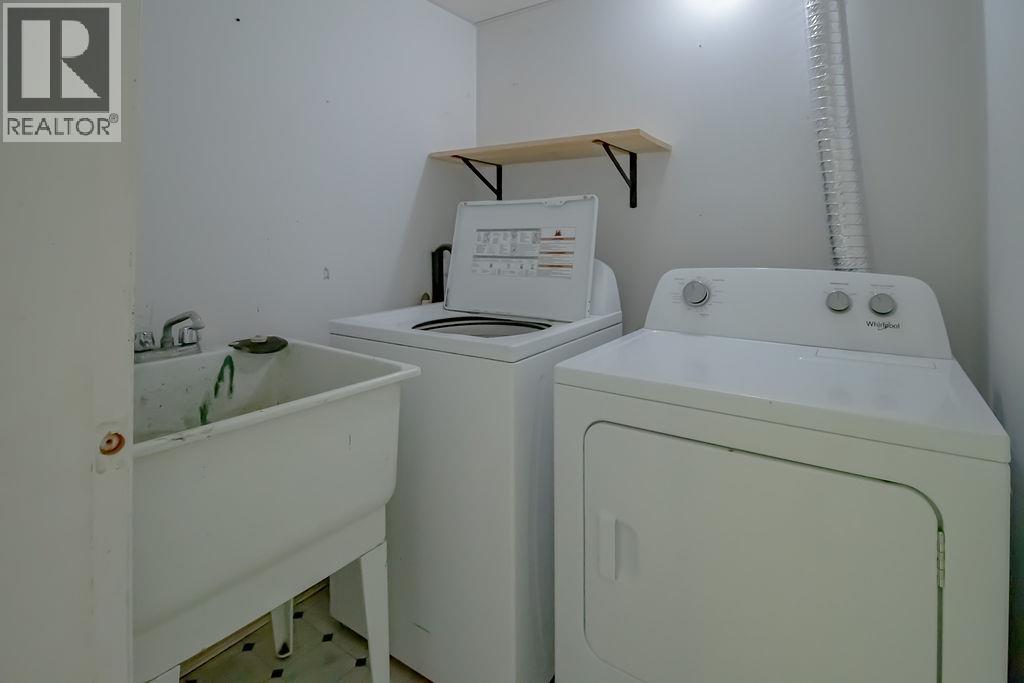 365 Morice Avenue, Fort St. James, British Columbia  V0J 1P0 - Photo 26 - R3155287