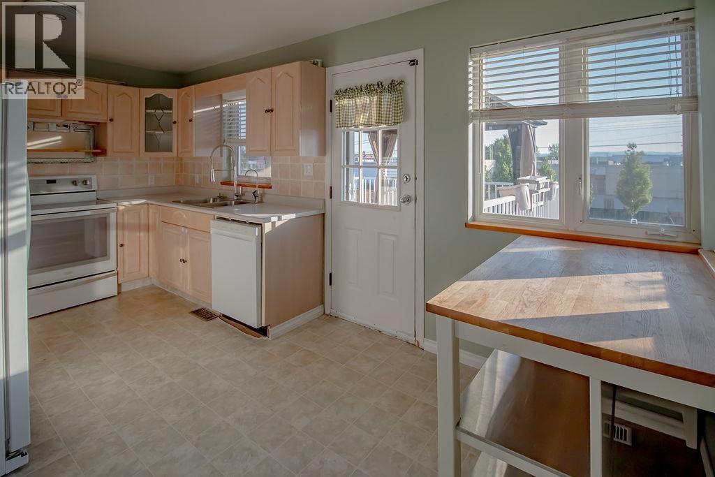 365 Morice Avenue, Fort St. James, British Columbia  V0J 1P0 - Photo 4 - R3155287