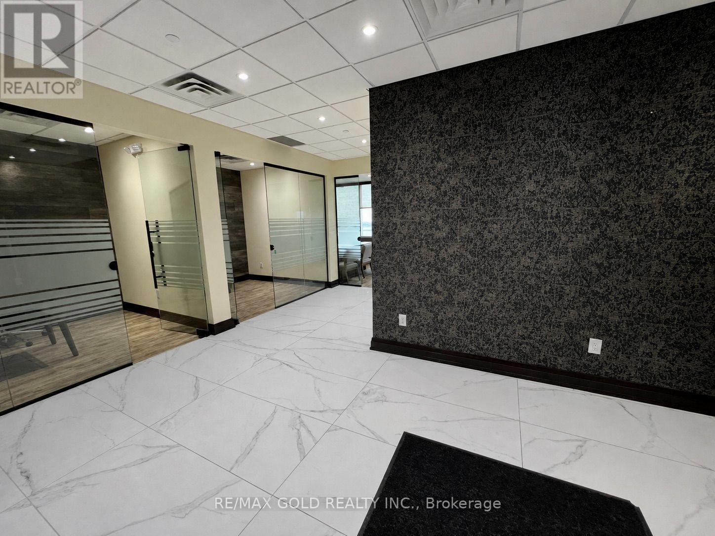 612 - 218 Export Boulevard, Mississauga, Ontario  L5S 0A7 - Photo 6 - W13672188