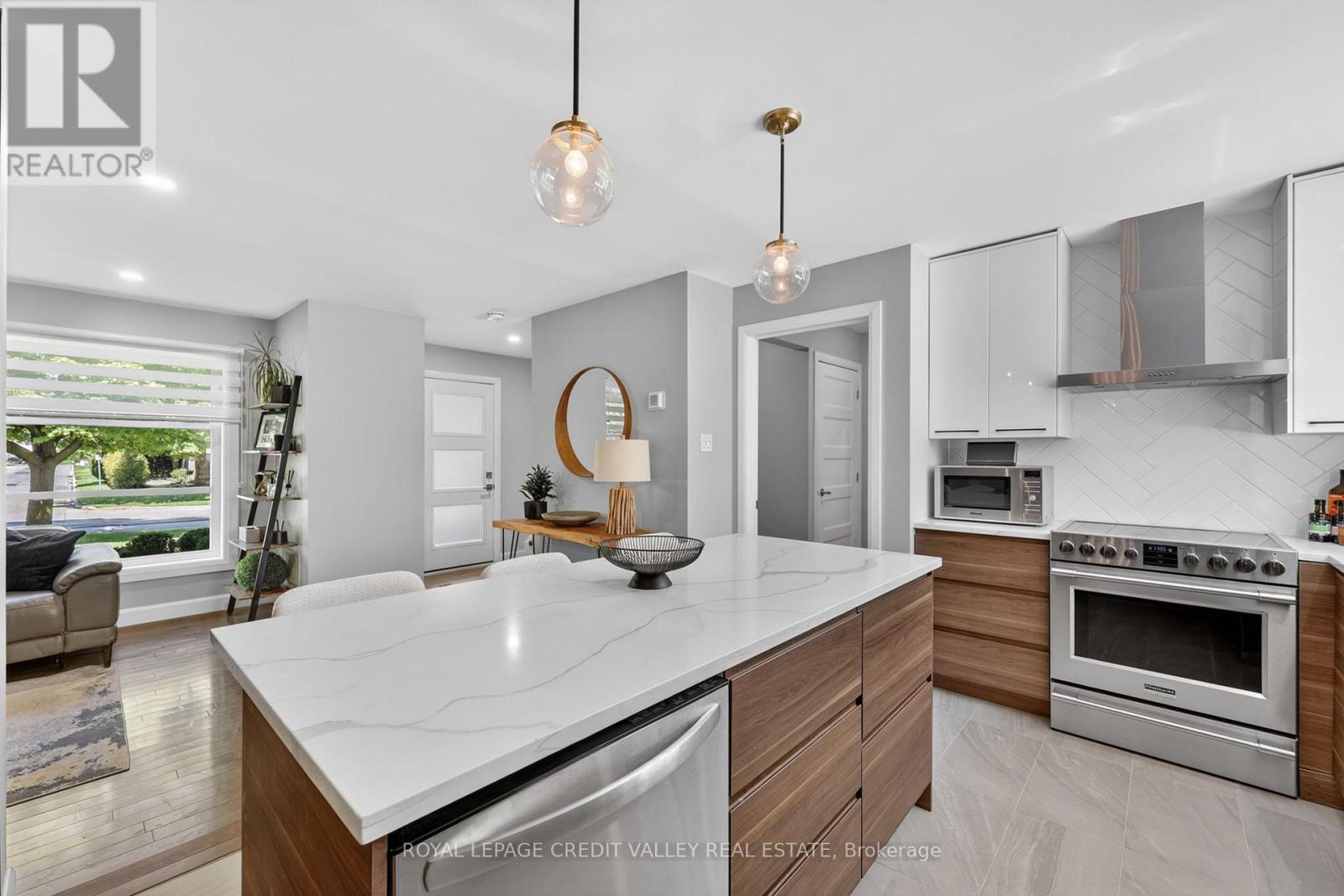 185 Bartley Bull Parkway, Brampton, Ontario  L6W 2K1 - Photo 14 - W13672240
