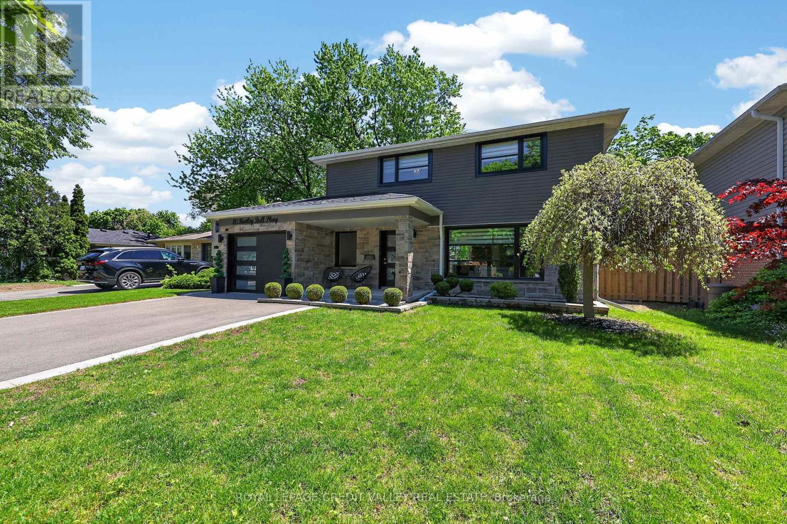 185 Bartley Bull Parkway, Brampton, Ontario  L6W 2K1 - Photo 3 - W13672240
