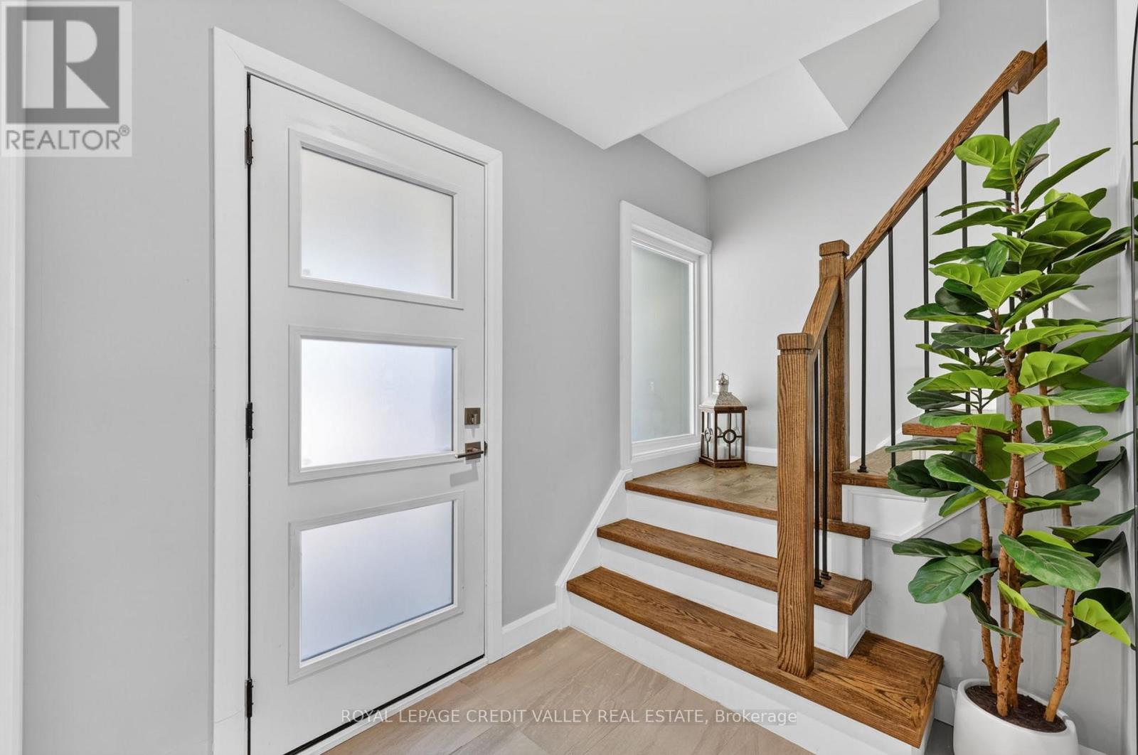 185 Bartley Bull Parkway, Brampton, Ontario  L6W 2K1 - Photo 5 - W13672240