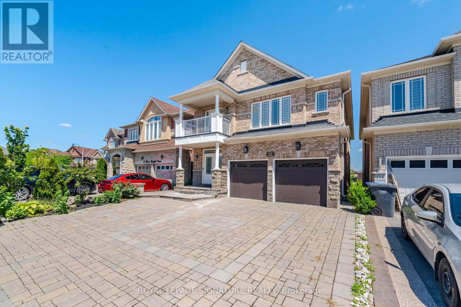65 River Heights Drive, Brampton, Ontario  L6P 3B7 - Photo 2 - W13672250