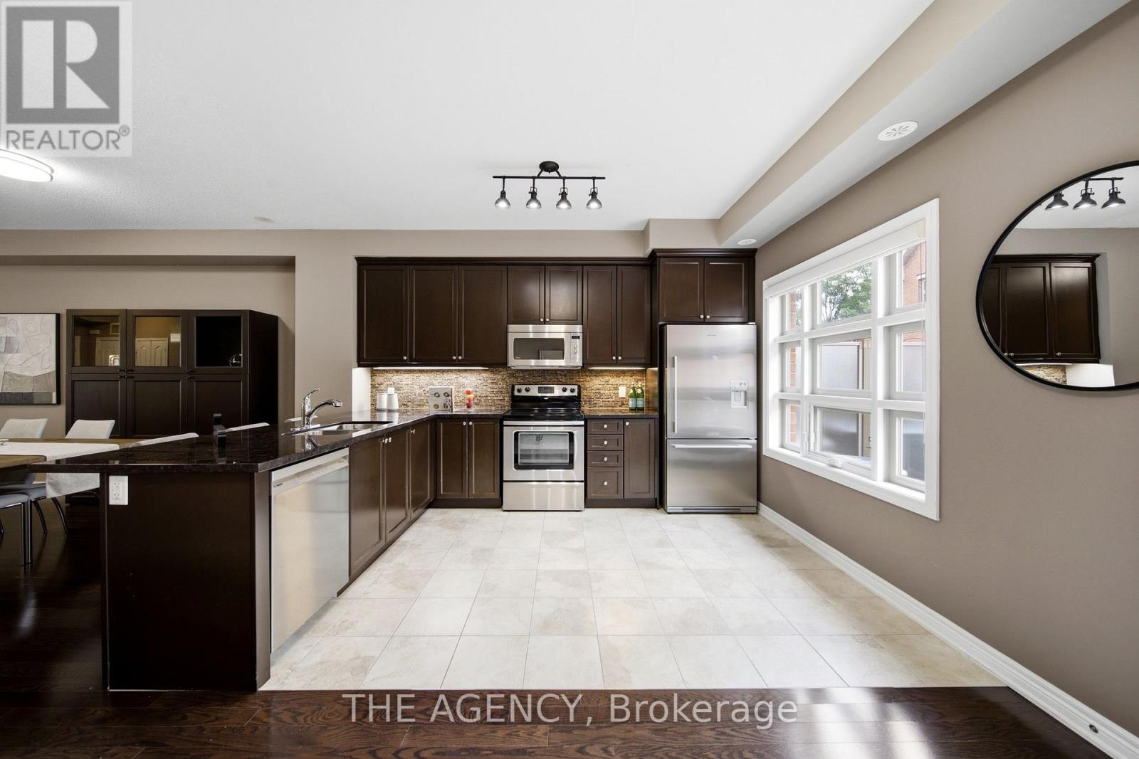 23 - 2460 Prince Michael Drive, Oakville, Ontario  L6H 0G8 - Photo 17 - W13672258