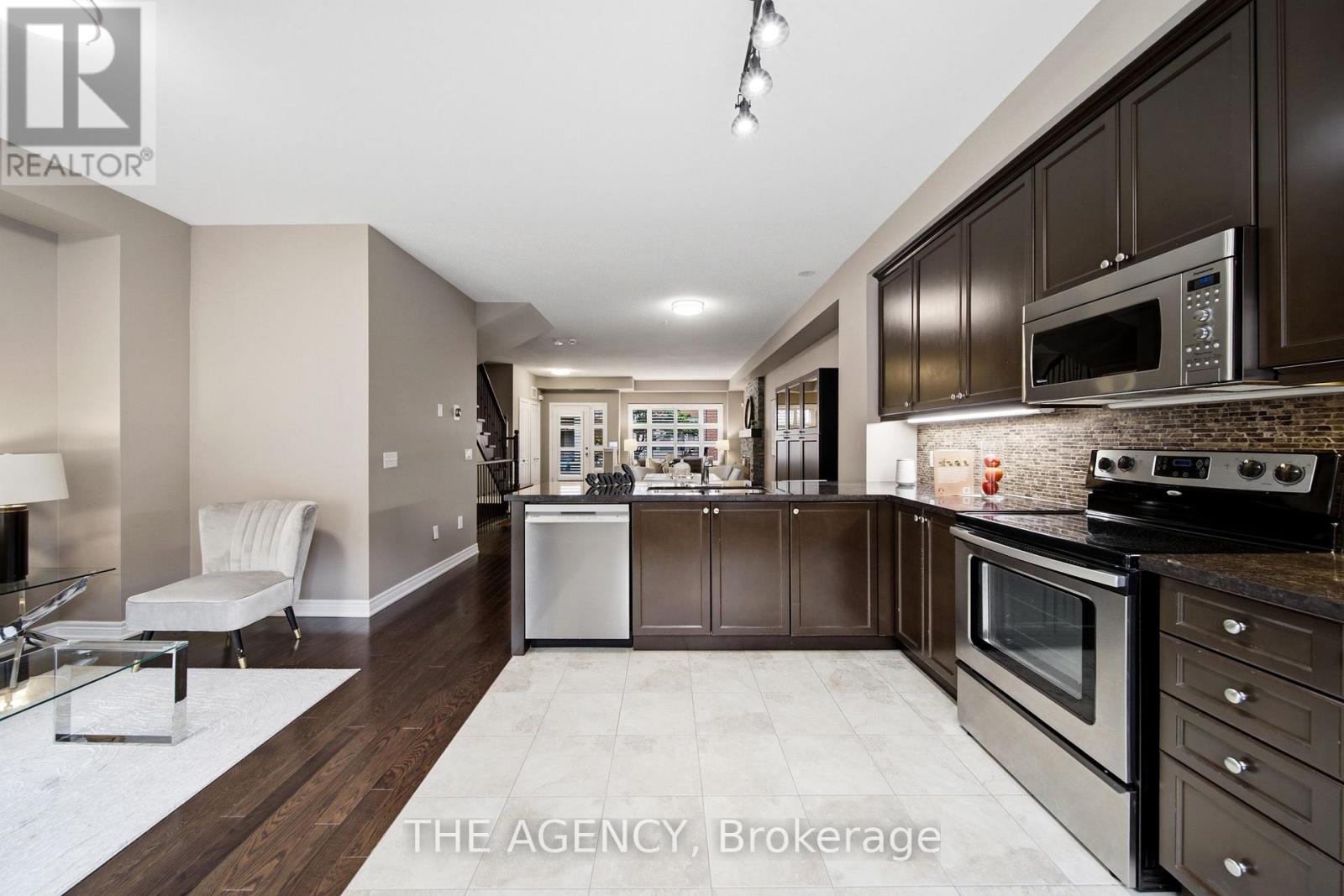 23 - 2460 Prince Michael Drive, Oakville, Ontario  L6H 0G8 - Photo 19 - W13672258
