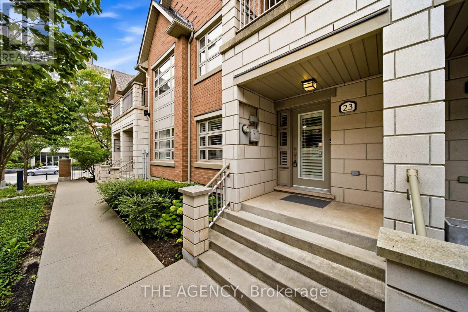 23 - 2460 Prince Michael Drive, Oakville, Ontario  L6H 0G8 - Photo 2 - W13672258