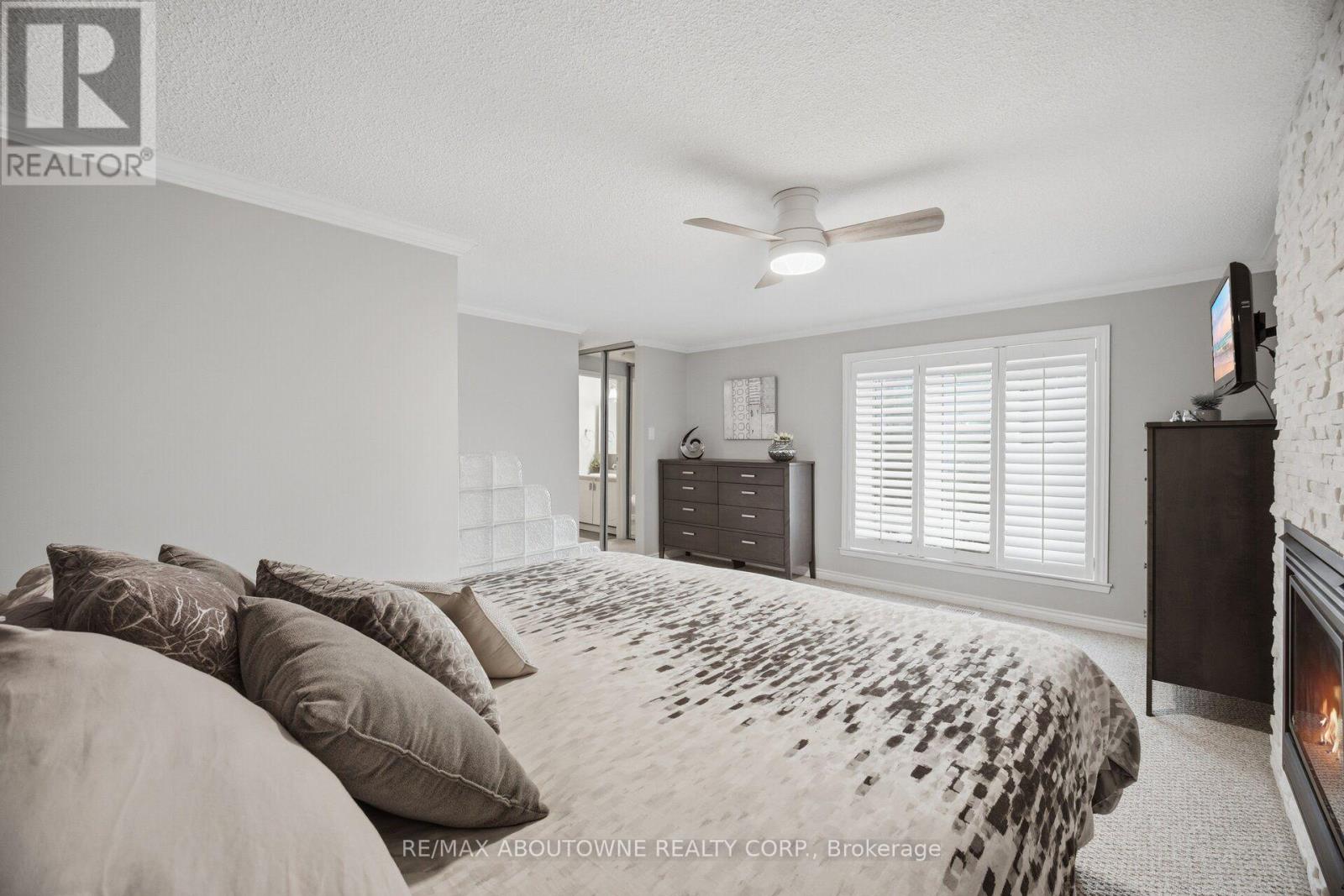 6298 Starfield Crescent, Mississauga, Ontario  L5N 1X4 - Photo 16 - W13672318