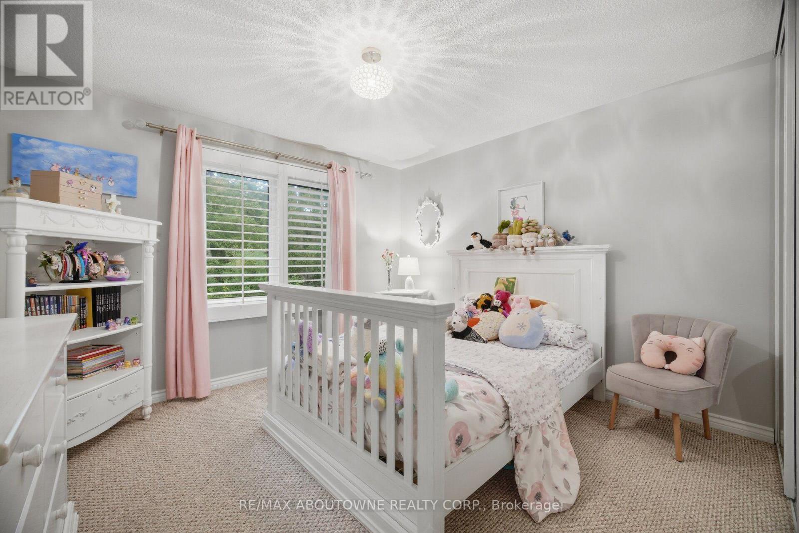 6298 Starfield Crescent, Mississauga, Ontario  L5N 1X4 - Photo 21 - W13672318