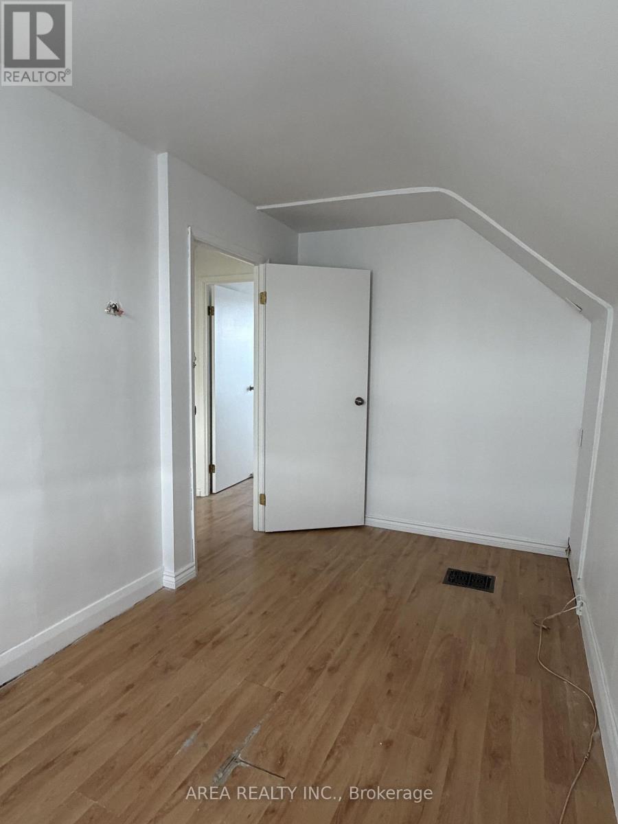 48 Corby Avenue, Toronto, Ontario  M6E 1V3 - Photo 13 - W13672404